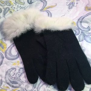 Totes Gloves with Rabbit Fur
